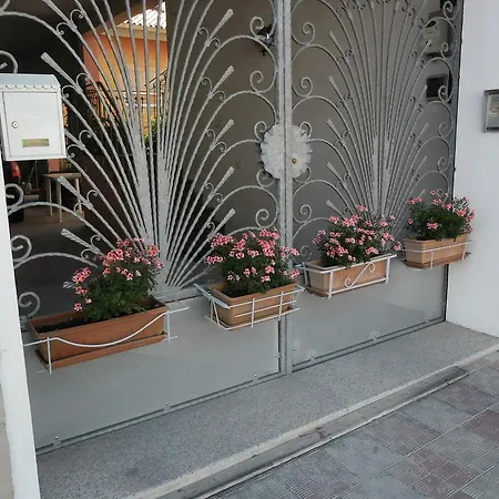 Oda ve Kahvaltı Canne Al Vento 3*